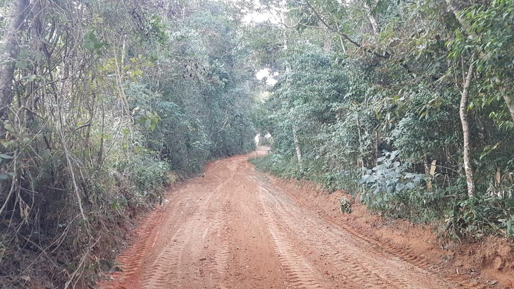 19A3CC26-5DA6-4D7D-A34C-478B0426B7B4