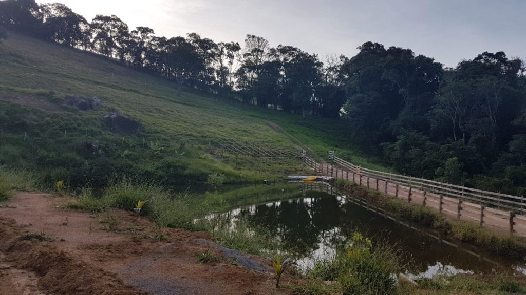 483EDC8F-29FE-4686-8AEB-3FB8DD5FBE08