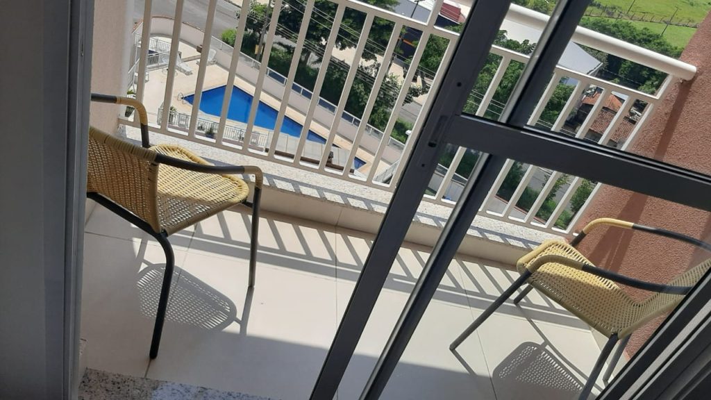 5E6C06CF-A912-4238-BA3D-DC3A58DF13AB