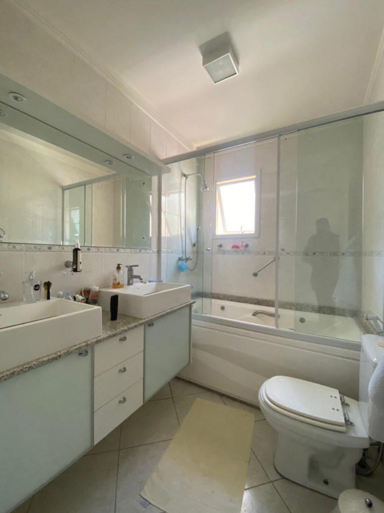 6a0aeae2-eef9-4588-a04f-df9f56c6e820