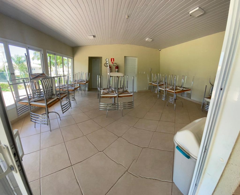 6a852f95-60d3-4aed-8690-de41bc63b539