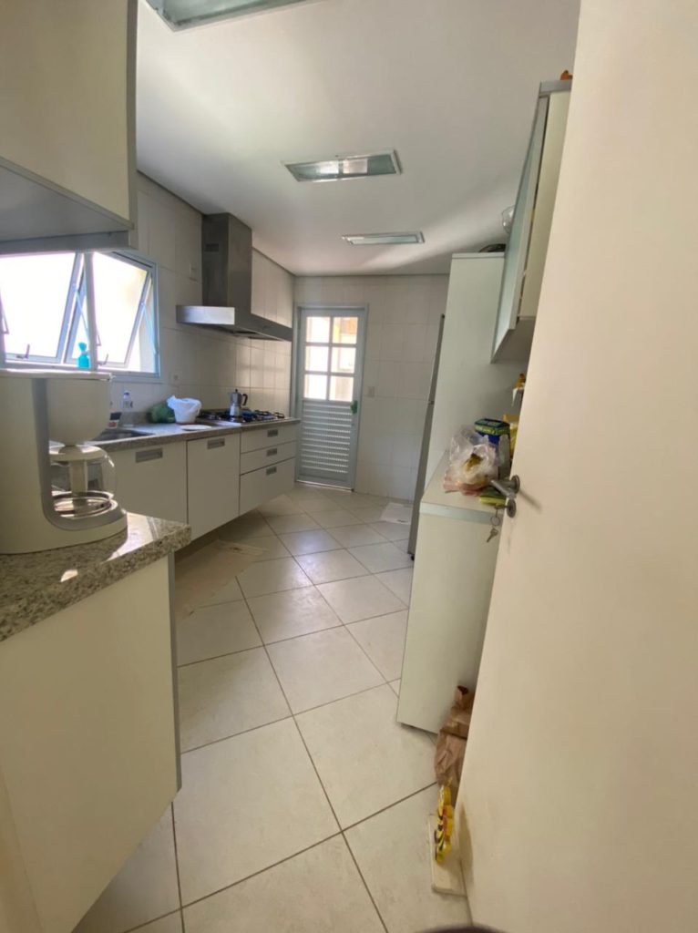 945beccb-82a8-4a00-a9df-7bc344a54804