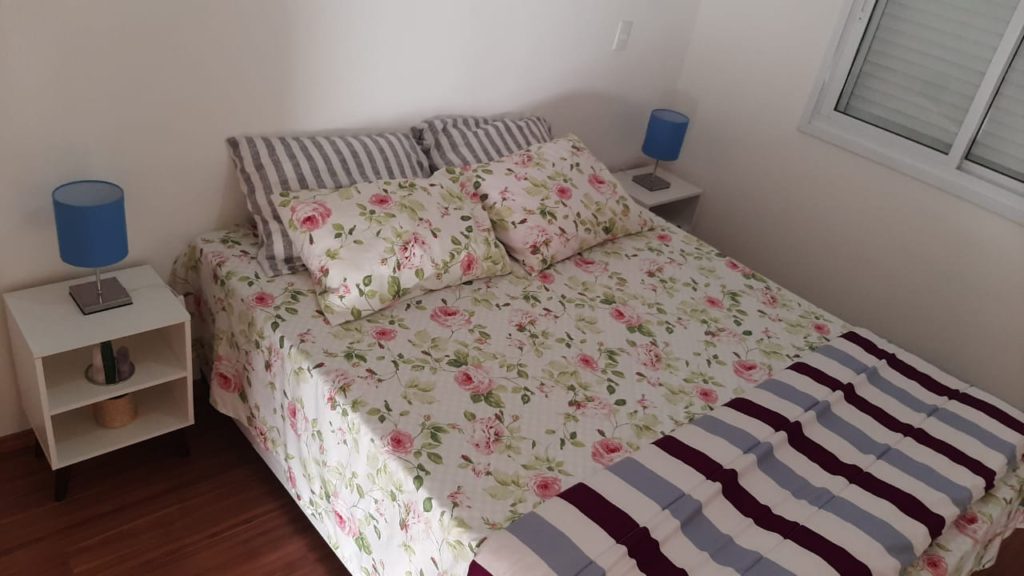 DCE65B70-F5D0-4D88-B76C-000898F01642