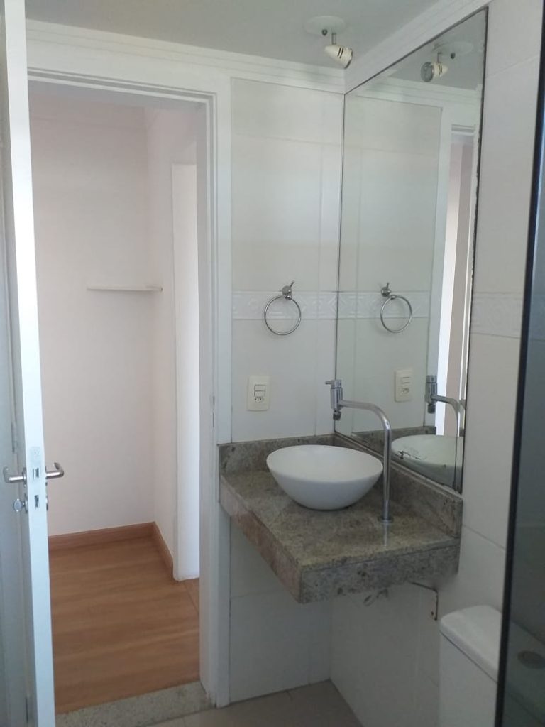 ae7c95c1-067d-4844-a950-4641f00777fe