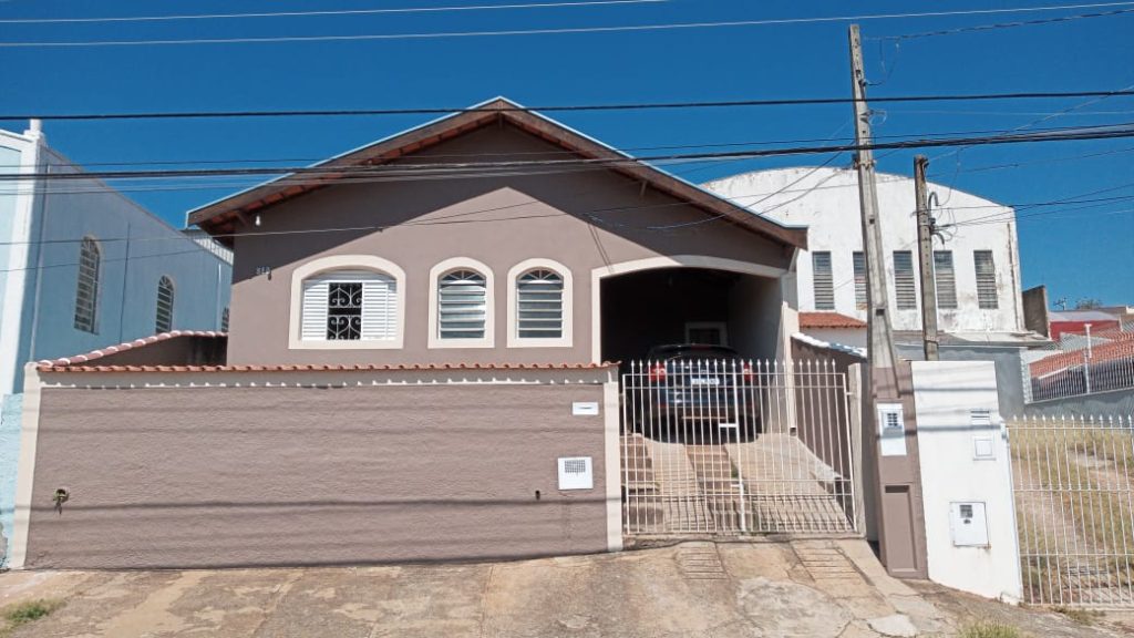 b6e00795-71aa-41b0-90a1-5b68fd402993