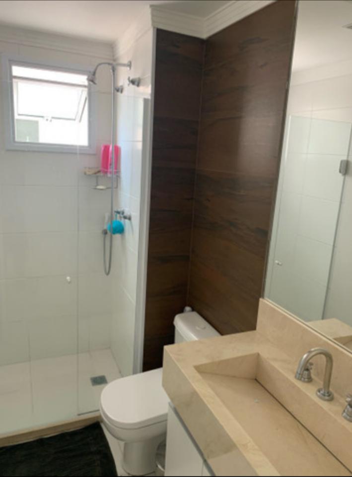 f0b53042-738b-441f-8adb-4000cac8b6d0