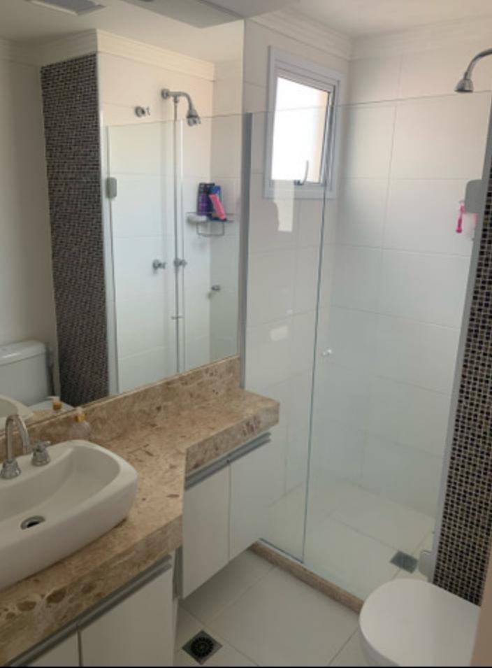 f3323936-178b-47a7-9fe6-c244a6f3d5c3