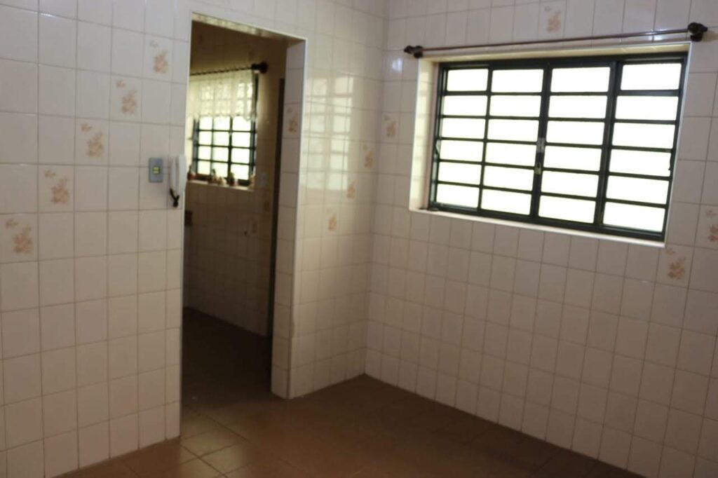 6402c8ce-972e-4b64-a66a-4c2583f33bf6