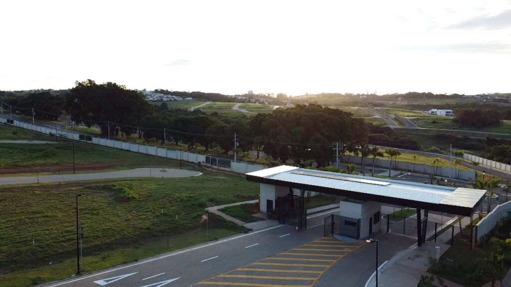 a6864efe-51d7-4b49-9a3a-44180d827c83