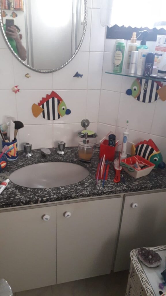 c408a350-fac3-4194-9bd1-9fa2e072c66a