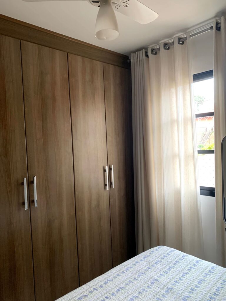 4AE19320-3F47-485D-AA67-3D8641262DDF