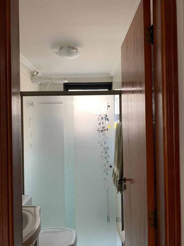 5CCC32F5-3C01-47F5-B2E9-712FA7792DF2