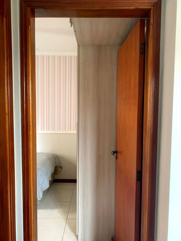 B838A596-50E7-4FEF-B2EE-24D9A7315602