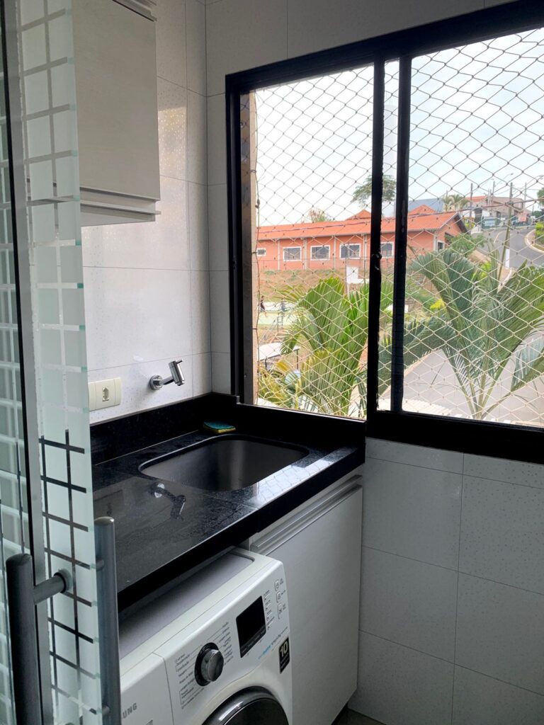 C7378A18-CDF5-4F84-B08C-959E9CEB7A7A