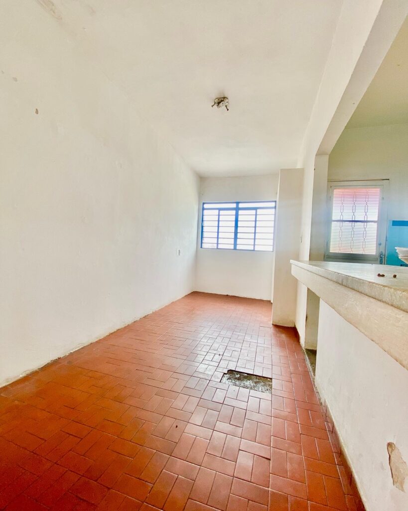 A5E59801-5C6E-49D0-B6BC-2FC4D0173B30