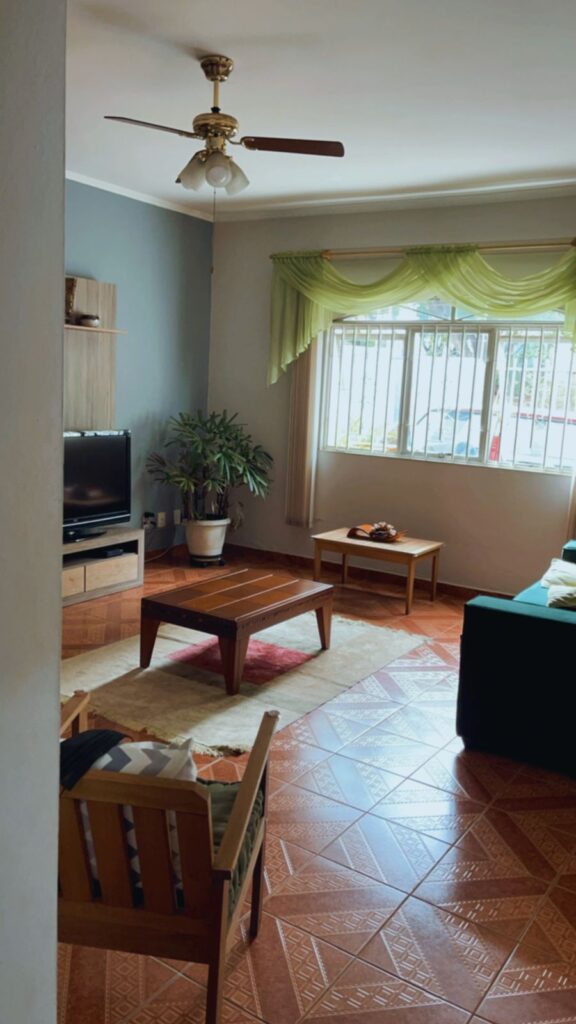 50ec0a0a-23c9-4611-afe6-035735f7e6b3