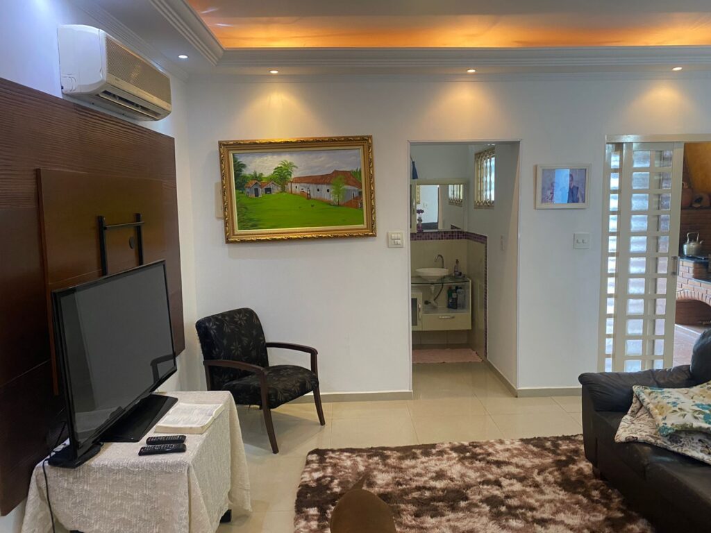 b3198d9b-a3b1-452d-9f8d-2853e09b6872