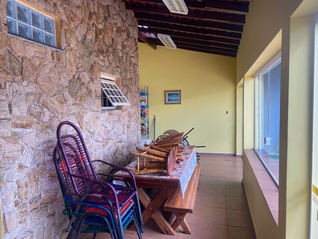 b94b3ec8-62b5-4d07-b2fb-a6a37703d47e