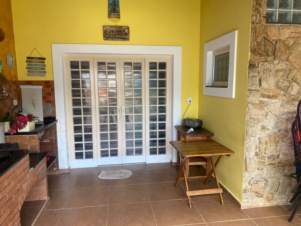 bd4eb112-75b0-4589-98b3-228012449660