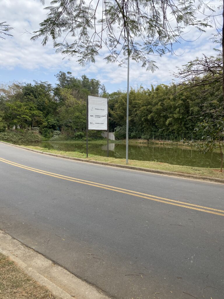 08030665-B1EB-4E4A-8703-A0BD9777A549