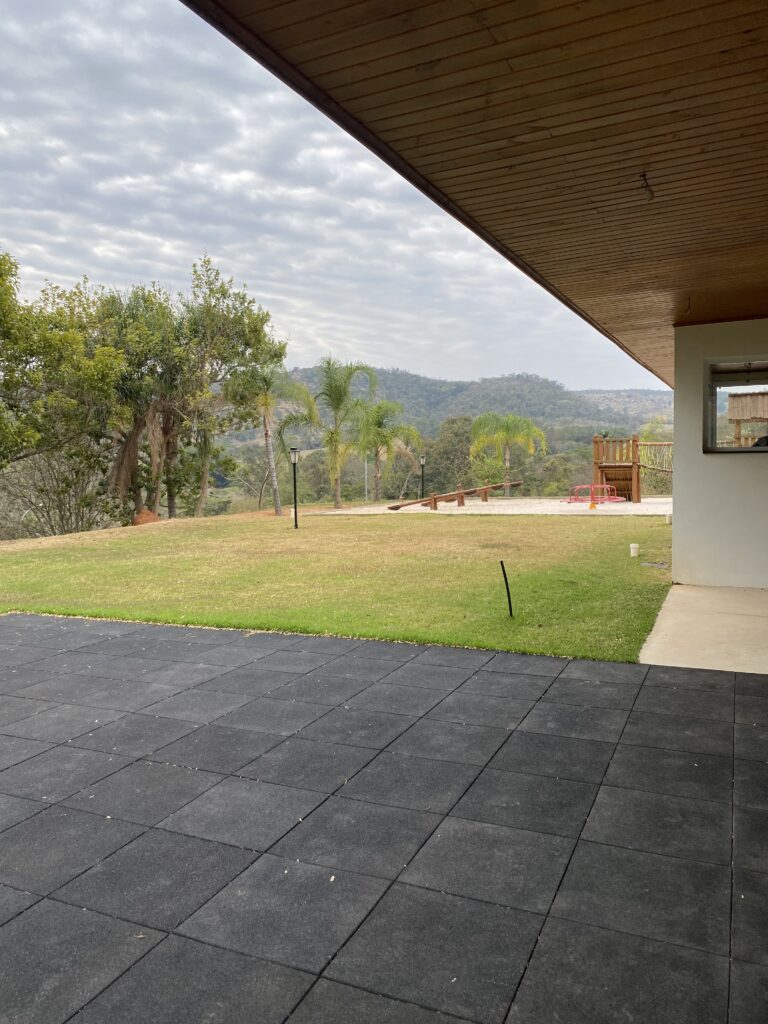 8D666DA6-28EA-4093-973F-8B53153B7DF1