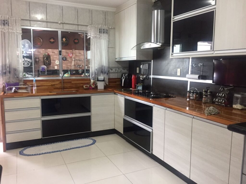 9e28fecd-55b4-4d49-b49a-ab23cf04caab