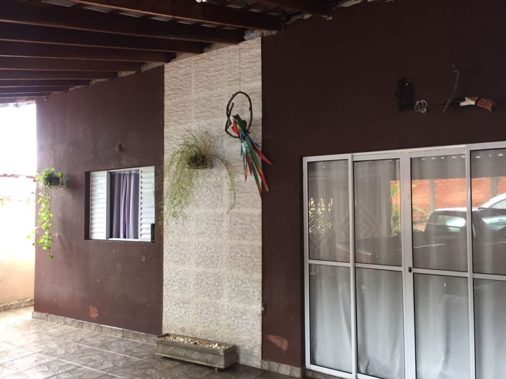 f10af0bd-fa75-4b7a-b3a2-612eea5079b6