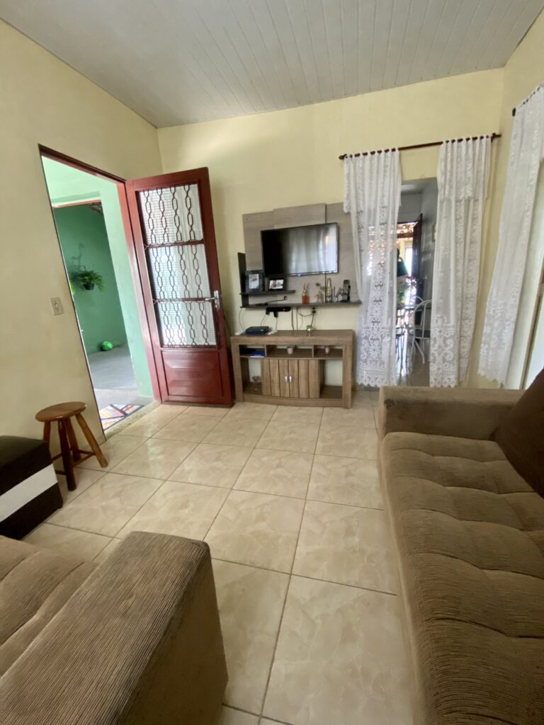 7CF5E9E0-1639-4C34-B461-7B88811F4179