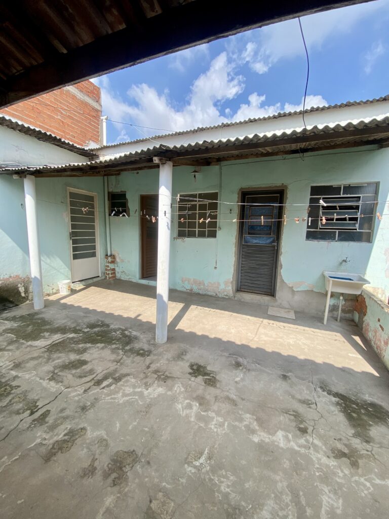 E2202907-089C-4444-9B48-1462DCB04C92