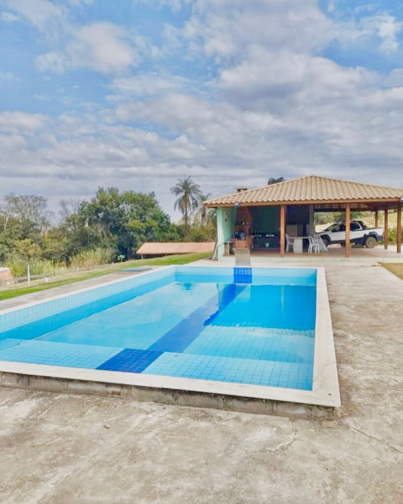 0214FB82-FB30-4B0B-B9AB-1356C190A154