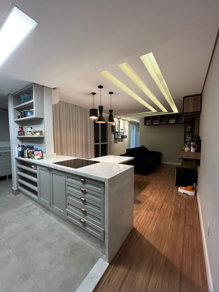 27F52DB0-9EAA-4C3B-9255-F28C441E9EEC