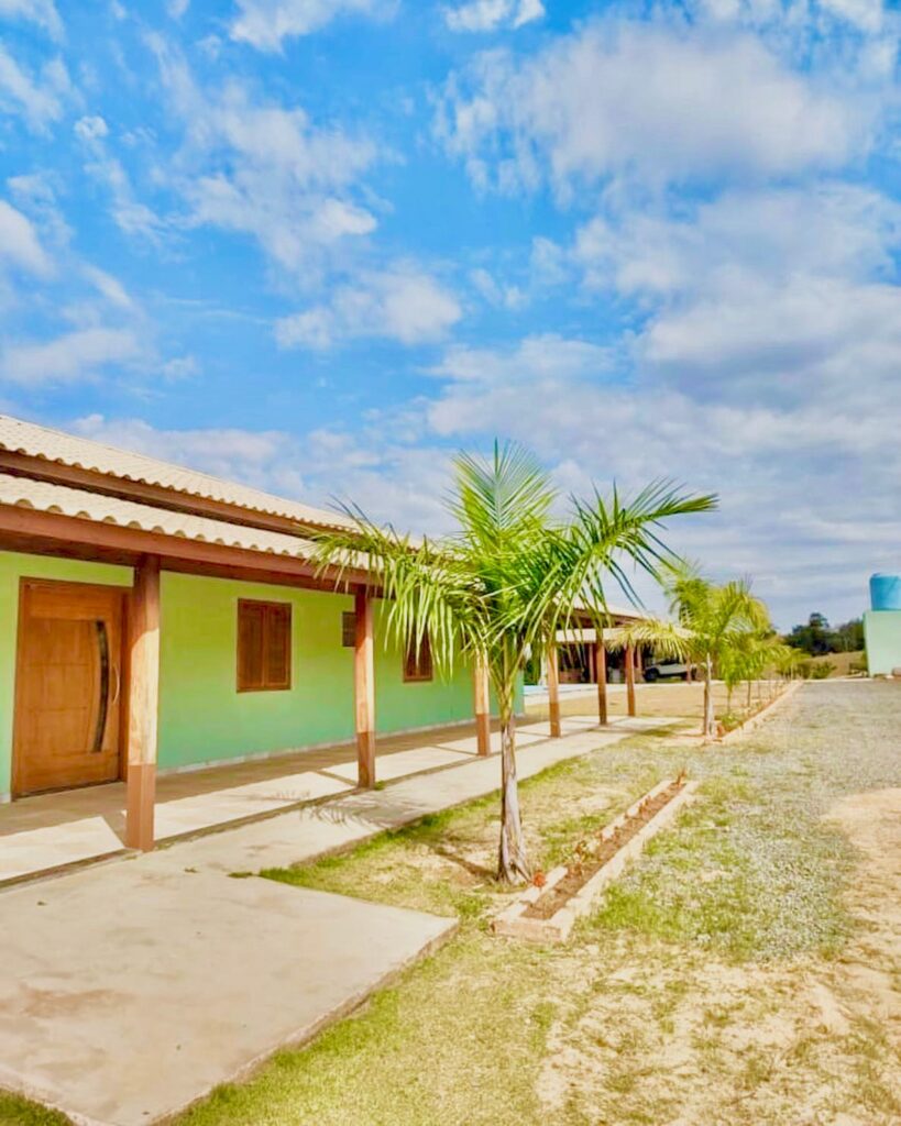 2D4CBC30-5C91-49BF-9DC6-A177D4426458