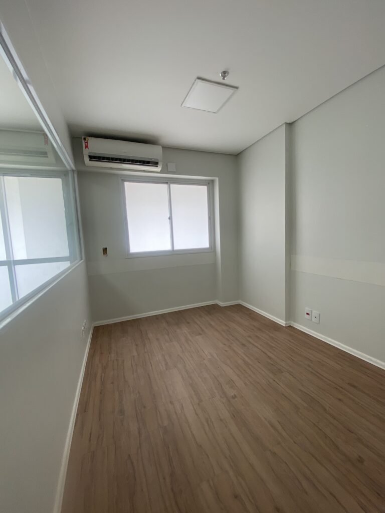 4984E155-4F68-40DE-AA4A-7F8C32175911