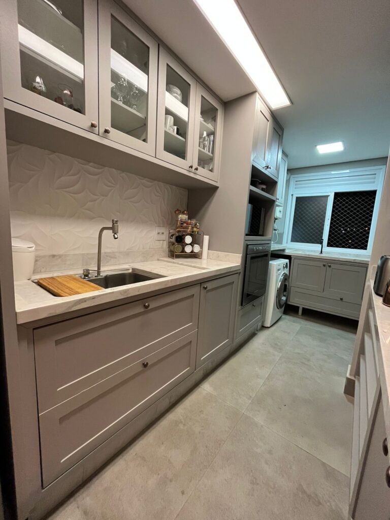 4BC35561-08C7-4430-98EF-C7245A964A4A