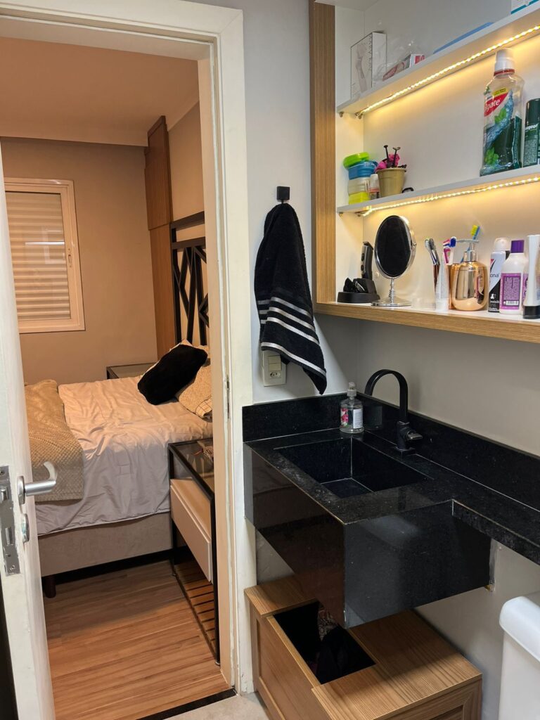 7D425A4C-4299-400D-A1F7-9839D5194961