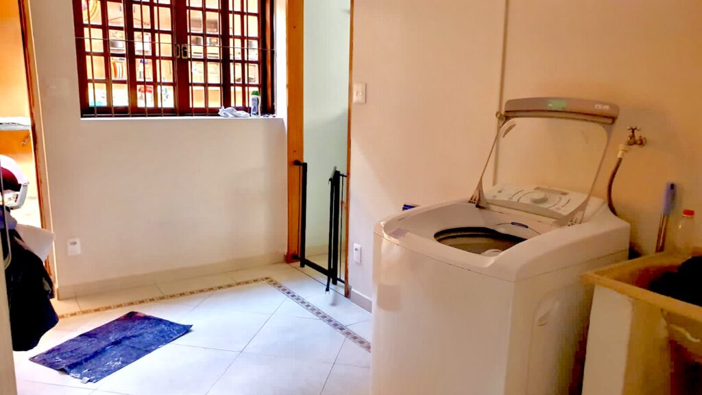 667DFCF1-F1D6-43F0-820F-C600FBEDBAF2