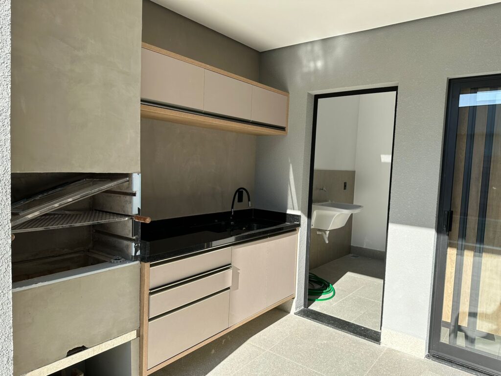 WhatsApp Image 2023-05-22 at 17.50.29 (2)