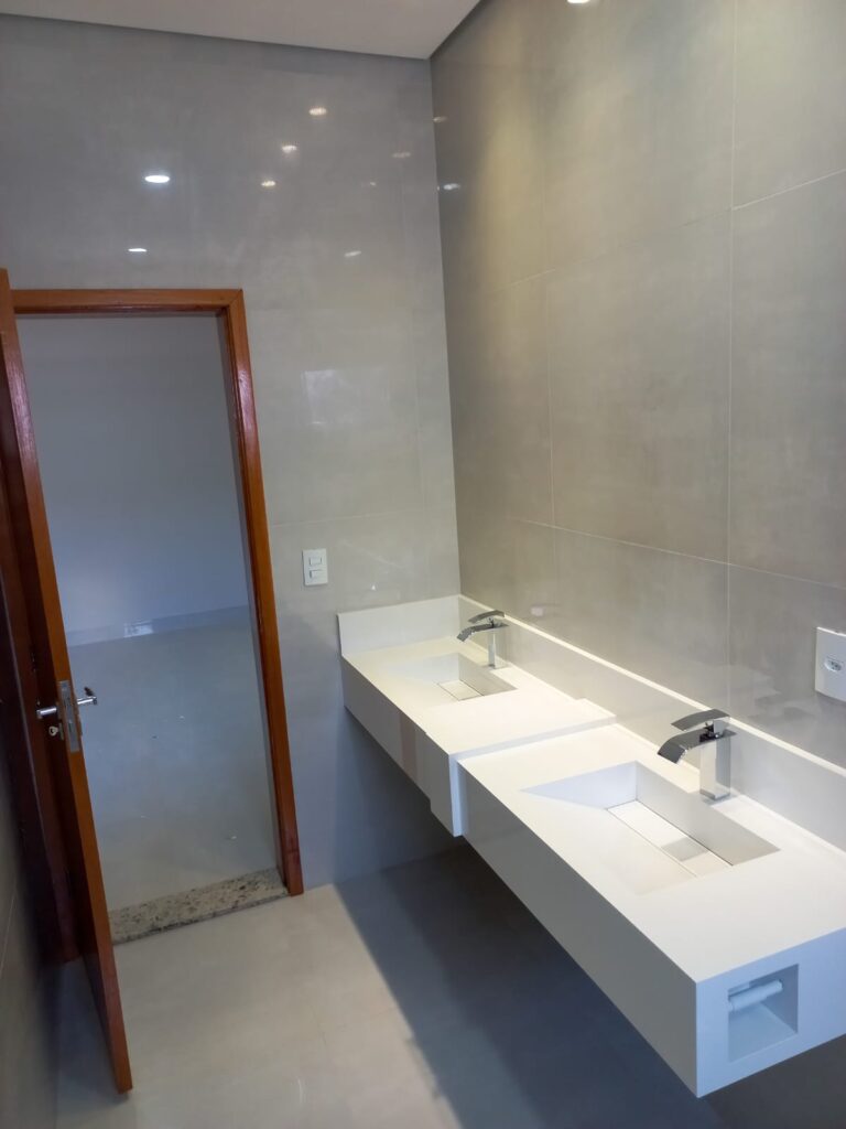 WhatsApp Image 2023-03-17 at 20.08.25 (1)