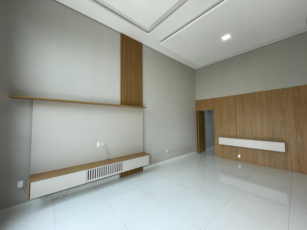 WhatsApp Image 2023-04-11 at 12.42.00