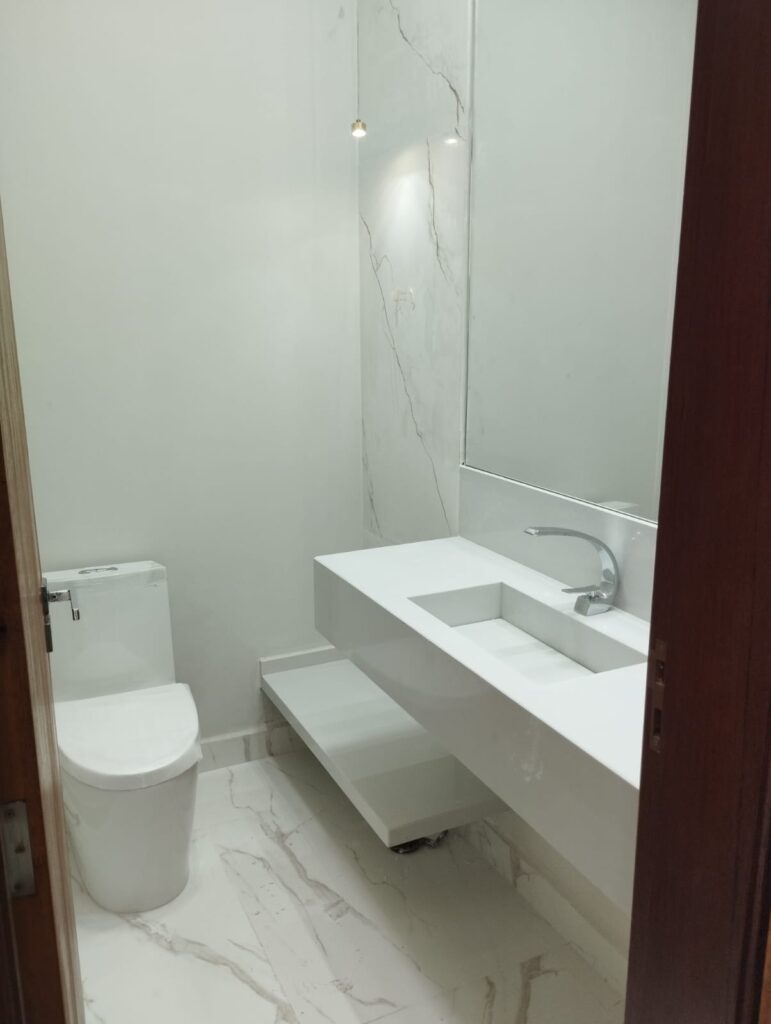 b9545f50-65db-44a3-a79e-12553fe891cc