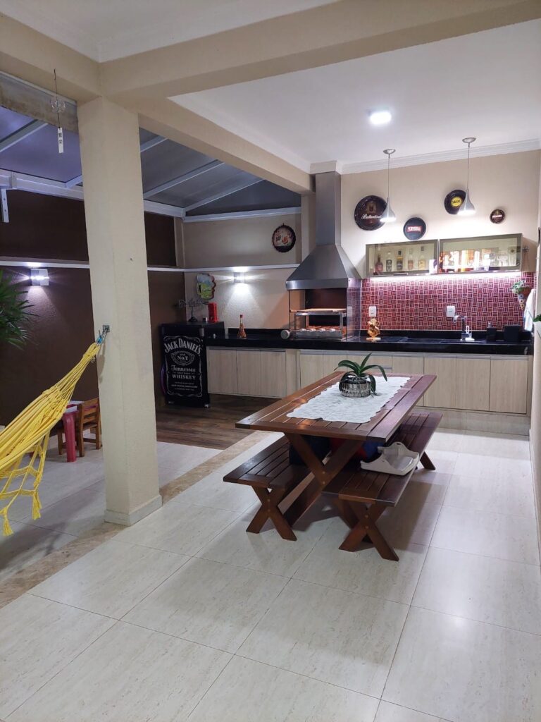 e5792611-22ad-488a-9f26-28f2d7762f89