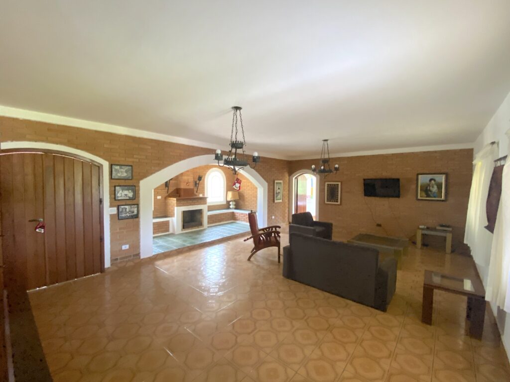 323980824_684297359826682_5734336799659337977_n