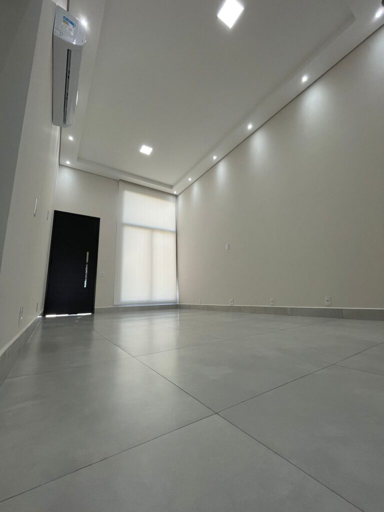 WhatsApp Image 2023-05-13 at 12.00.59