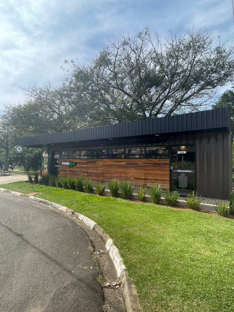 WhatsApp Image 2023-05-13 at 12.01.02 (1)