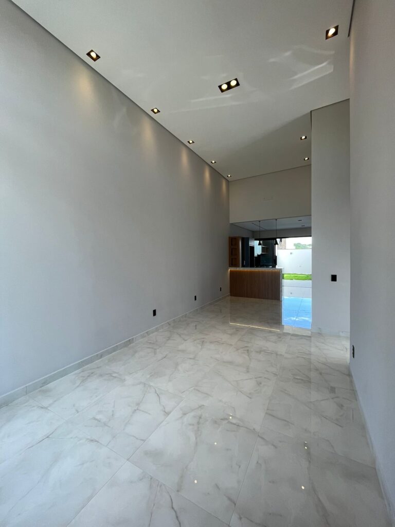 1c8b8619-29c6-44f3-a236-83eb80a679de