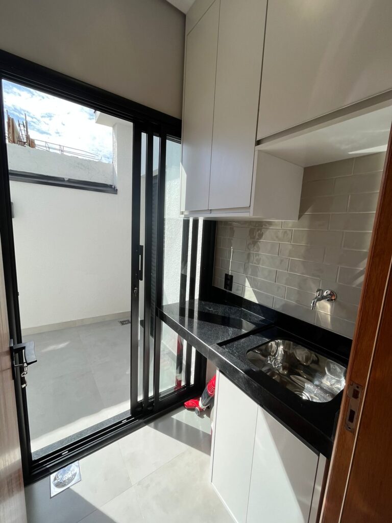 7255391c-0cd4-4c4b-86d5-a5e6afbb7d2e