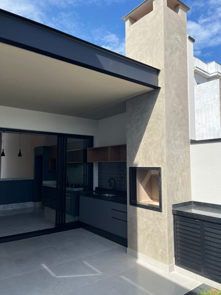 edac0bb8-c457-4a73-a6dc-dddf541bbec0