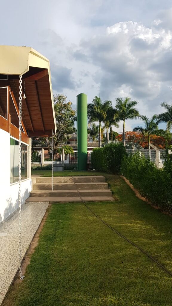 0070bbb9-40d2-425f-8afc-f36628df0d3a