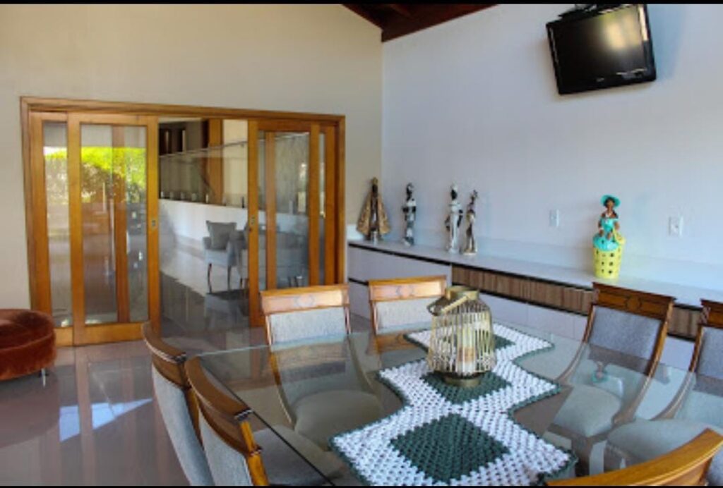 02b00e93-d6cf-4ed2-b06b-863b3a9e7e75