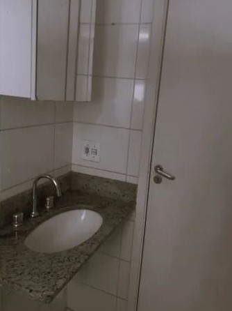 2a1f06d0-3f47-4321-b26f-81c34745c87d